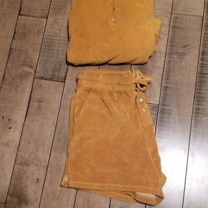 Donni 2 pieces! set Terry Cloth Shorts + Henley Sweatshirt